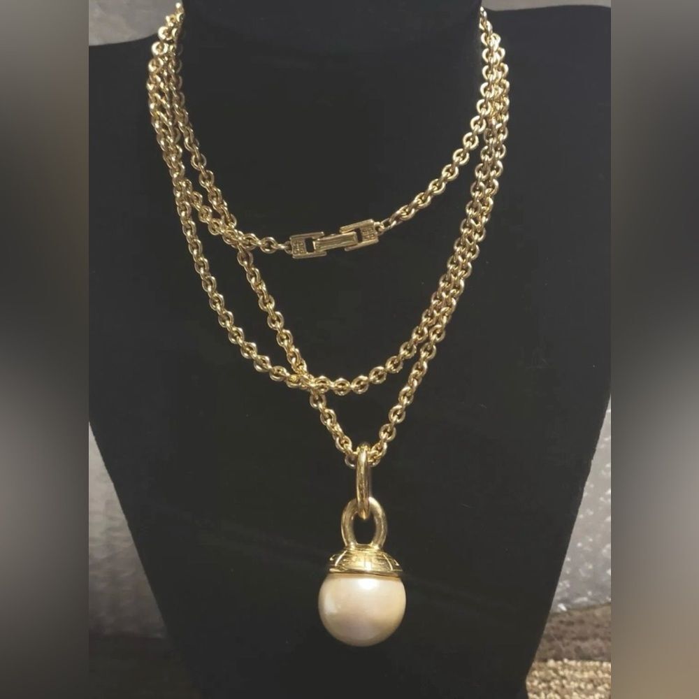 VTG GIVENCHY Oversized Faux Pearl Pendant Necklace Greek Key 40” Runway Sautoir